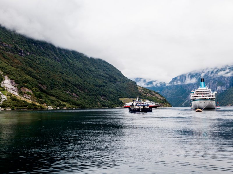 Croisières dans les fjords norvégiens : ce qui attire les Français en 2026